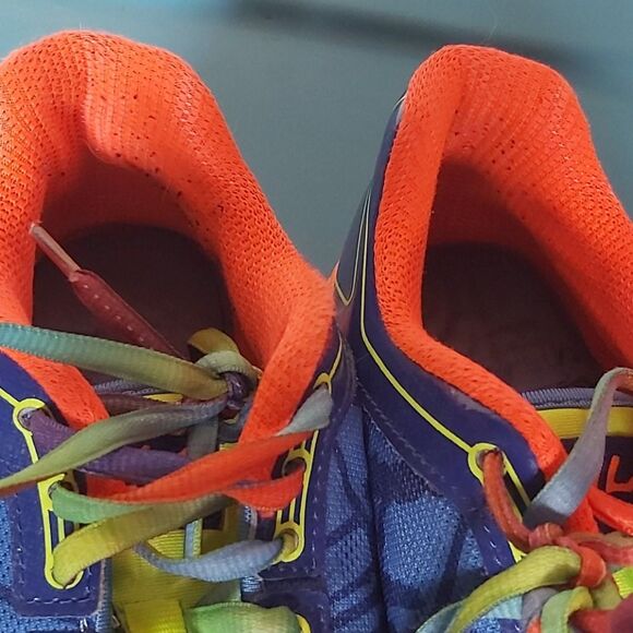 Fila Colorful 7.5 Tennis Shoes - Picture 4 of 4